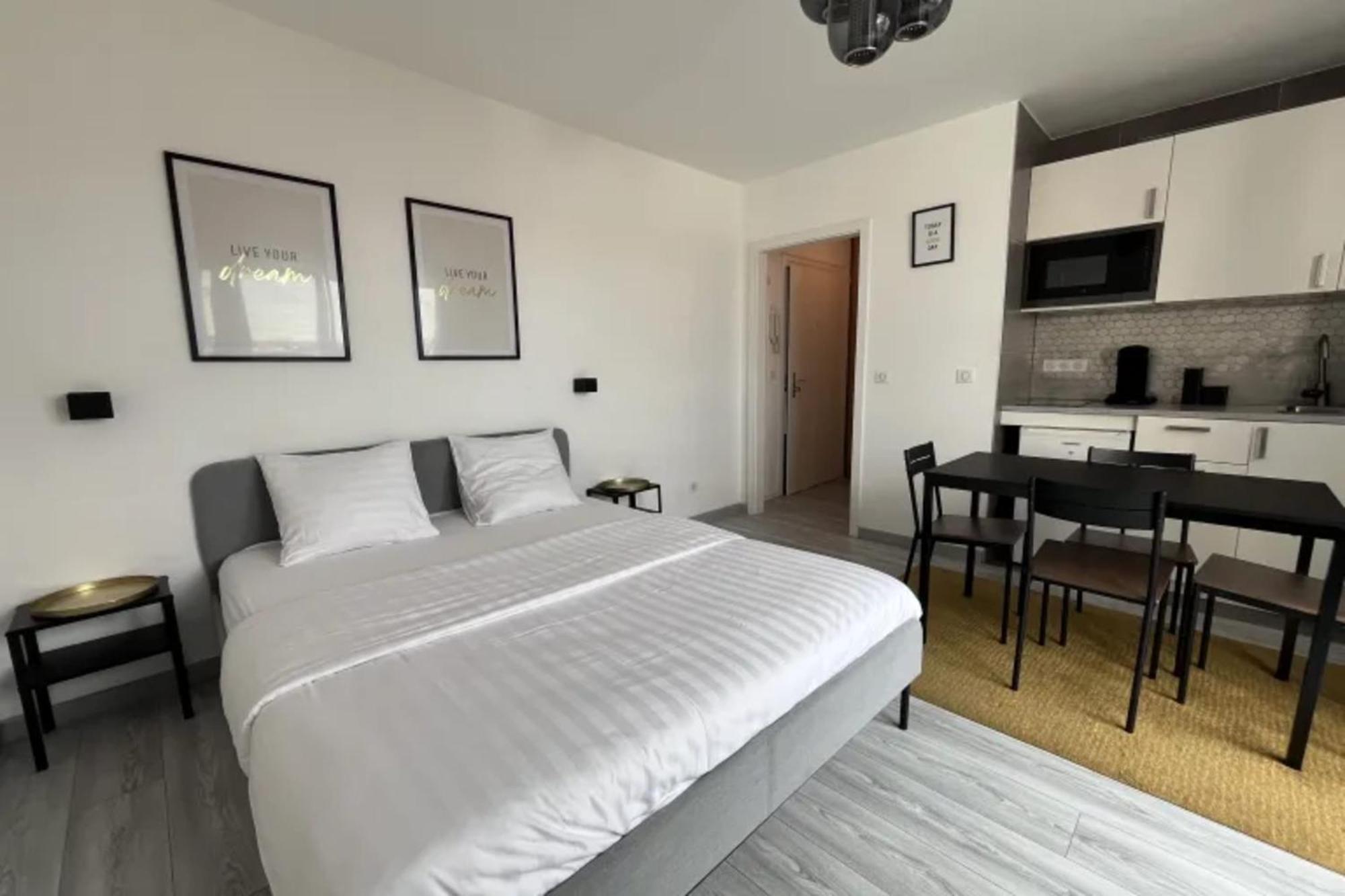 Cosy Rent Strasbourg Wifi Terrasse St Aloise Villa Exterior foto